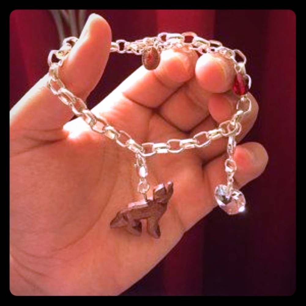 ❤️🩷Bella Swan Twilight bracelet new limited edition🩷❤️🩷❤️🩷❤️🩷❤️🩷❤️🩷❤️🩷❤️